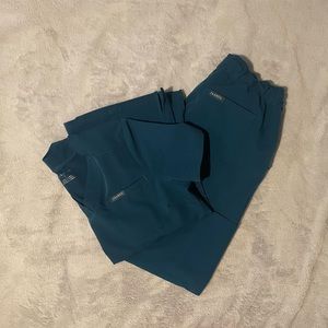 Jaanuu Scrub Set 🦋 Caribbean Blue (2nd set)